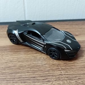 2020 Marvel Avengers Jada Black Panther Lykan Hypersport Diecast Car